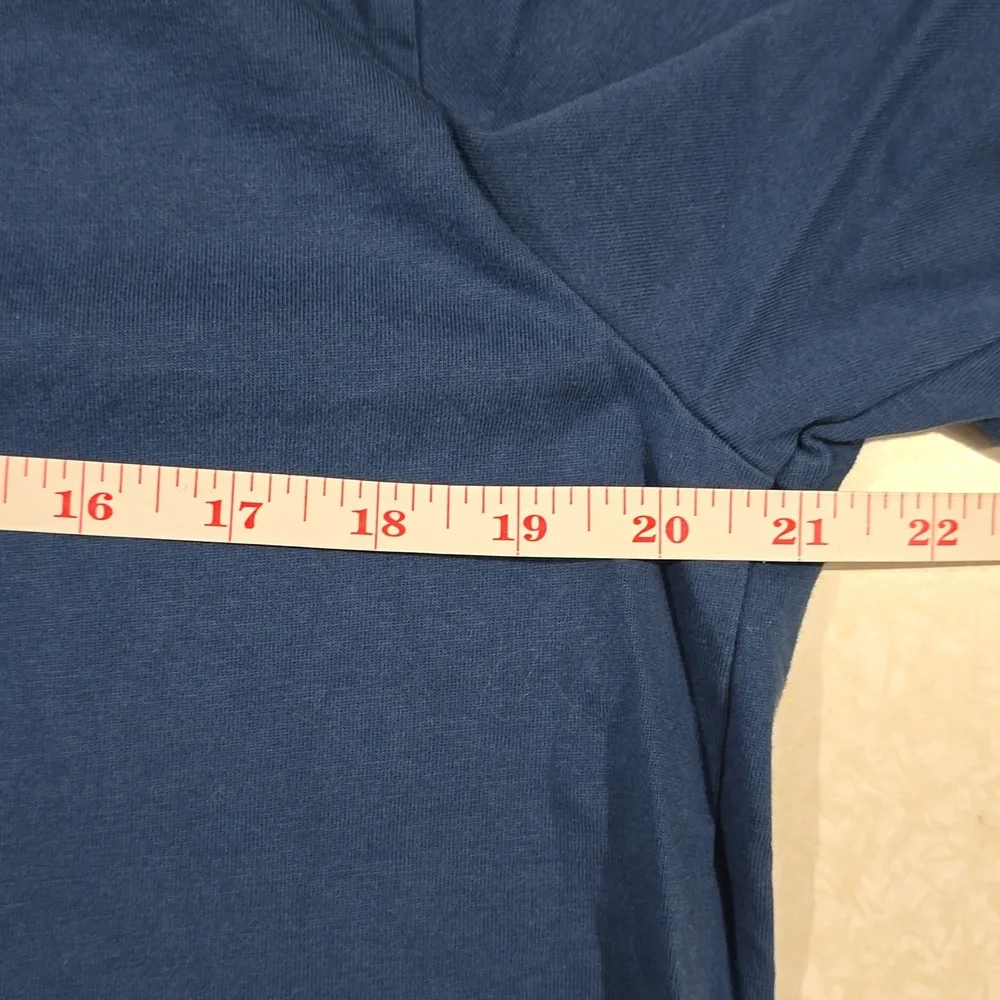 Jordan Blue Short Sleeve Tee with Crew Neck‎ Size Large